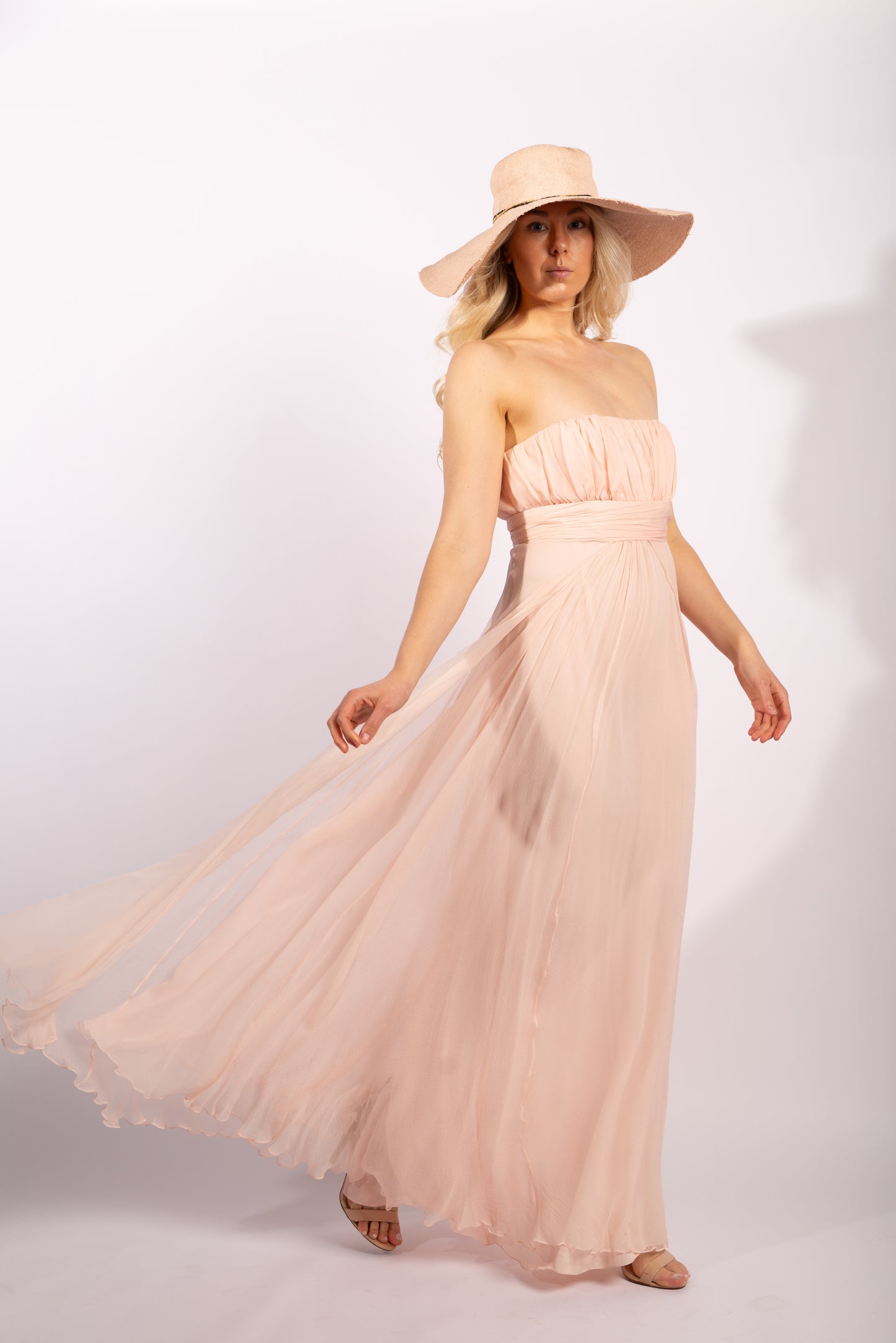 Heidi Wiesel Pink Silk Chiffon Strapless Gown, Size US 8