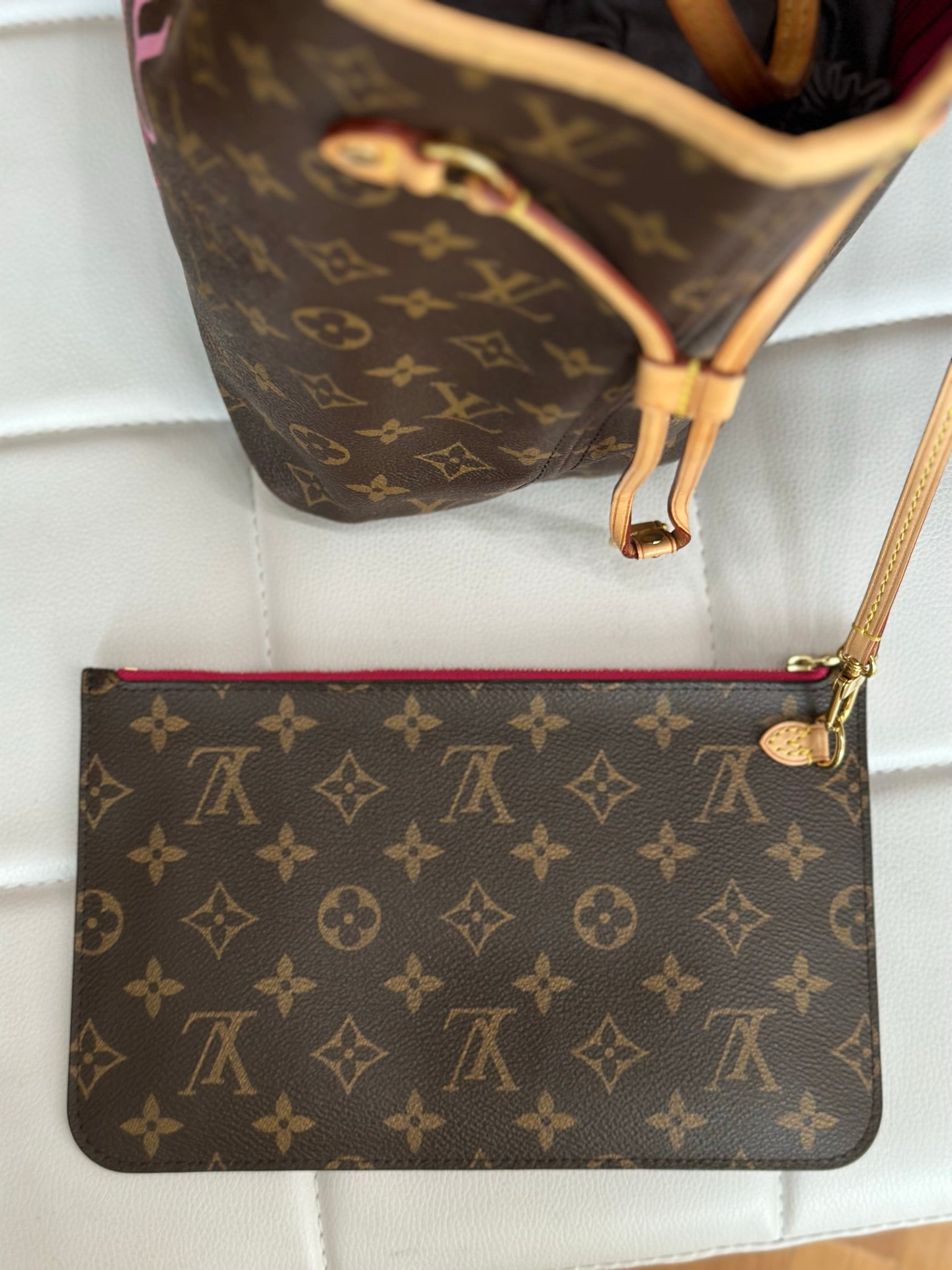 Authentic Louis Vuitton Neverfull MM - clothing & accessories - by